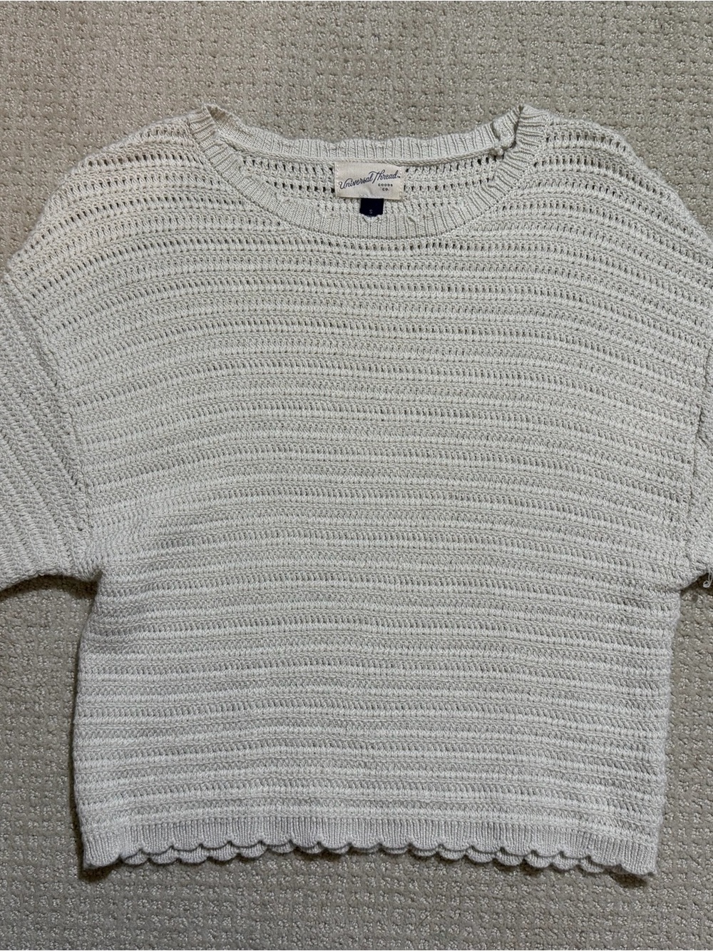 Universal Thread Womens S Cream Knit Sweater Short Sleeve Scallop Hem Cotton